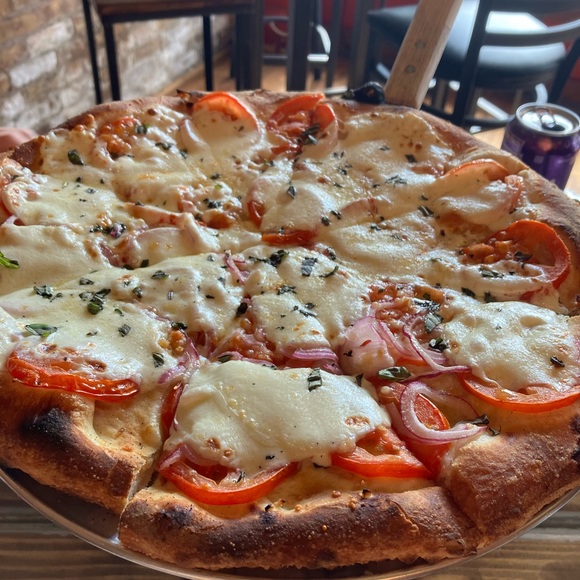 Get to know me! 🍕🌿🧄 - Picture 3 of 5